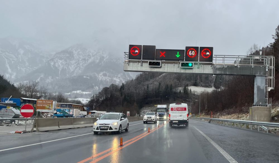 Druk wintersportverkeer op de A10 Oostenrijk